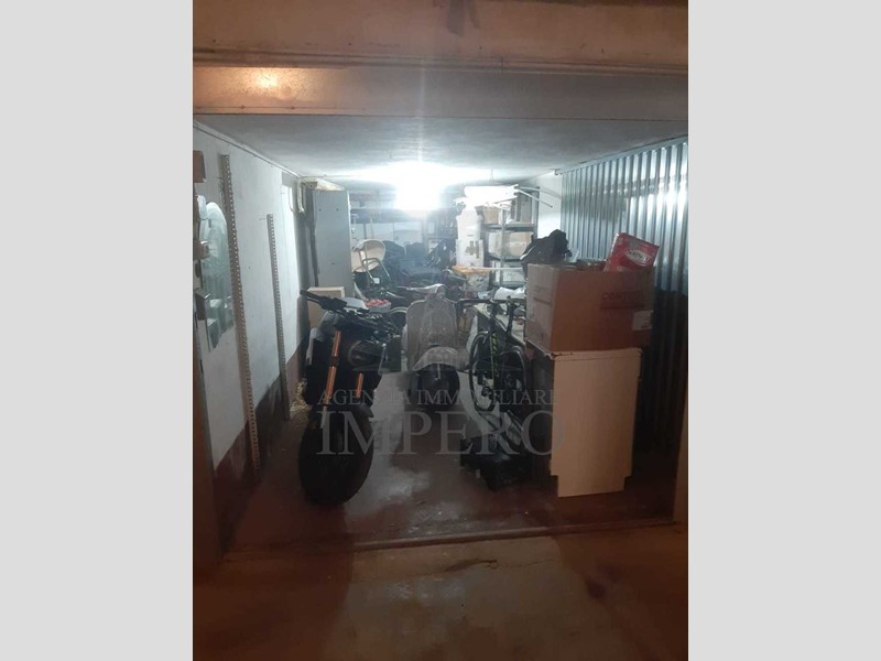 Box in Vendita a Ventimiglia, 44'000€, 17 m²