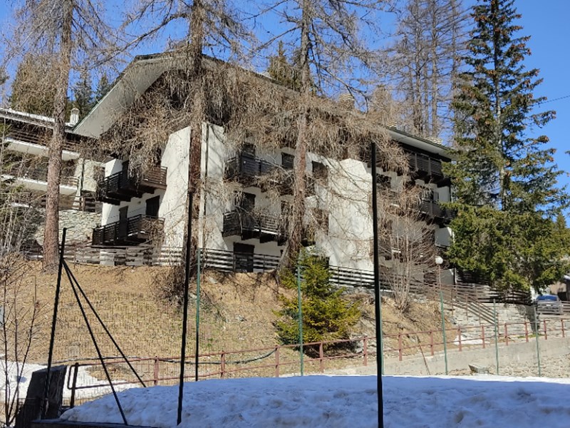 Appartamento in Vendita a Madesimo, zona VIA BERNASCONI, 385'000€, arredato