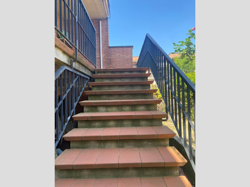 Villa in Vendita a Empoli, 600'000€, 300 m², con Box