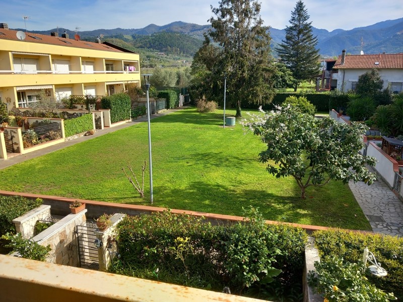 Casa Indipendente in Vendita a Luni, 255'000€, 152 m²