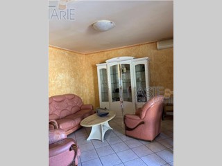 Trilocale in Vendita a Novafeltria, 68'250€, 78 m², con Box