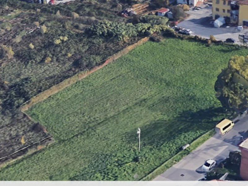 Terreno edificabile in Vendita a Quarrata, zona PISTOIA, 150'000&euro;, 3724 m²