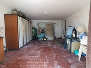 Casa Indipendente in Vendita a Massarosa, zona Corsanico, 330'000€, 180 m², con Box