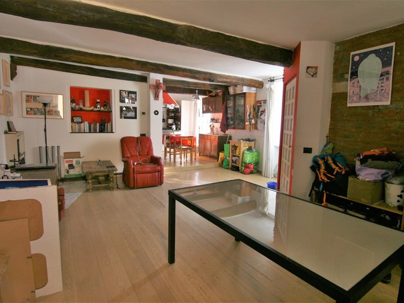 Quadrilocale in Vendita a Carrara, 155'000€, 90 m², arredato