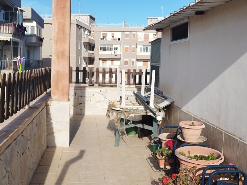 Appartamento in Vendita a Siracusa, zona Tisia Tica Zecchino, 130'000&euro;, 130 m²
