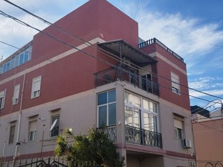 Appartamento in Vendita a Siracusa, zona Tisia Tica Zecchino, 130'000&euro;, 130 m²