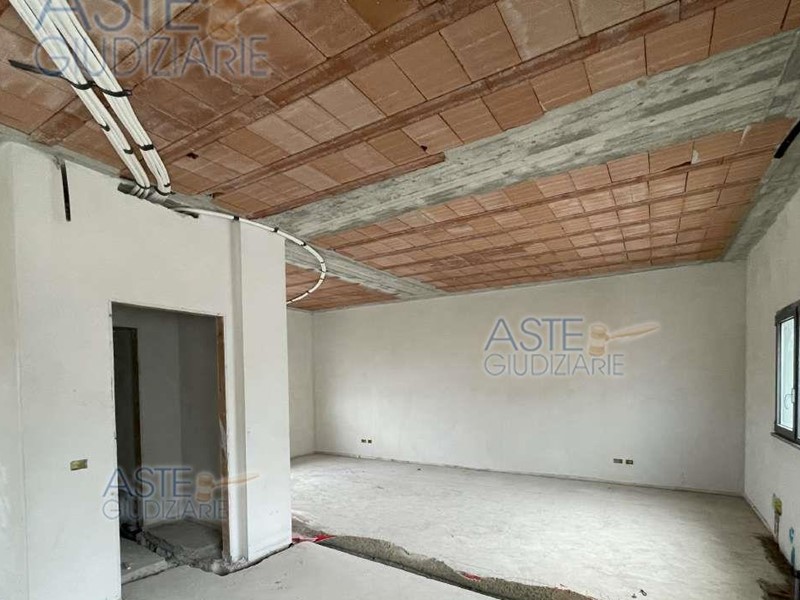 Ufficio in Vendita a Rimini, 173'400€, 239 m²