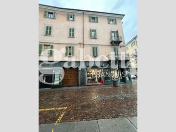 Quadrilocale in Vendita a Biella, 165'000€, 125 m², arredato