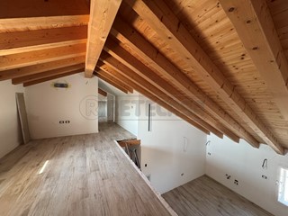 Appartamento in Vendita a Sandrigo, 240'000€, 111 m²