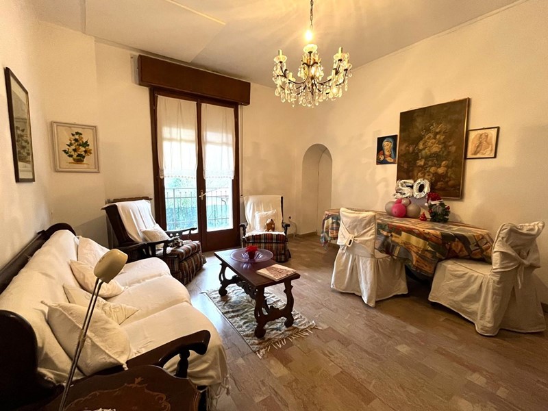 Appartamento in Vendita a Pietrasanta, 850'000€, 320 m², arredato