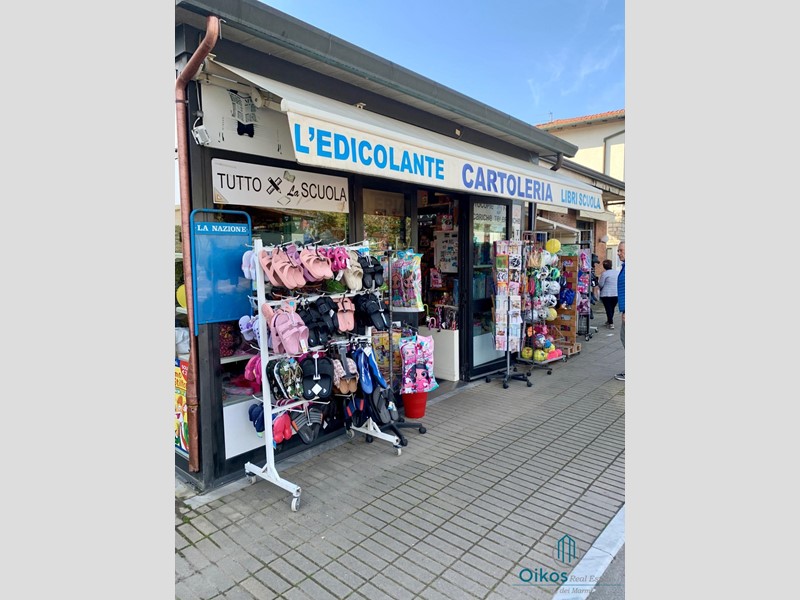 Attività commerciale in Vendita a Montignoso, zona Cinquale, 50'000€, 50 m²