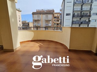 Quadrilocale in Vendita a Bagheria, 148'000€, 125 m²
