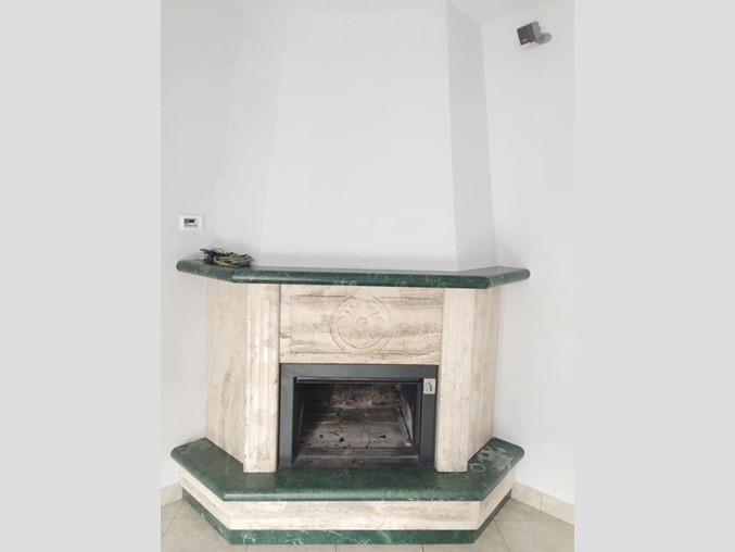 Appartamento in Vendita a Tagliacozzo, 135'000€, 120 m²