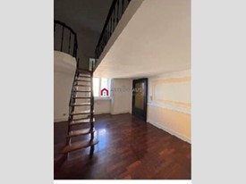 Appartamento in Vendita a Napoli, 325'012€, 135 m²