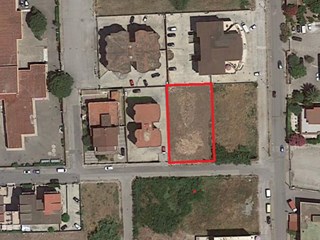 Terreno edificabile in Vendita a Mondragone, zona Via Castelvolturno, 930 m²