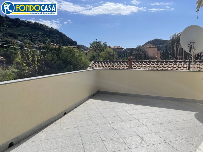 Quadrilocale in Vendita a Albisola Superiore, zona Ellera, 160'000€, 100 m²