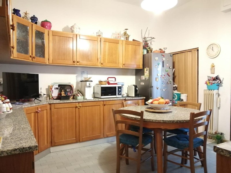 Appartamento in Vendita a San Giuliano Terme, zona Gello, 239'000€, 140 m²