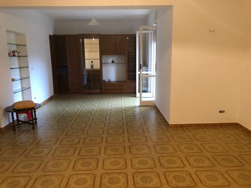 Quadrilocale in Vendita a Ponsacco, 135'000€, 120 m²