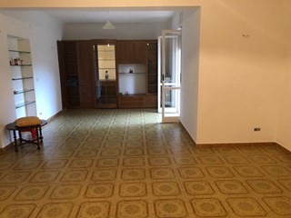 Quadrilocale in Vendita a Ponsacco, 135'000€, 120 m²