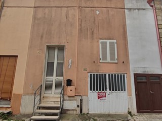 Casa Indipendente in Vendita a Presicce Acquarica, 45'000€, 140 m²