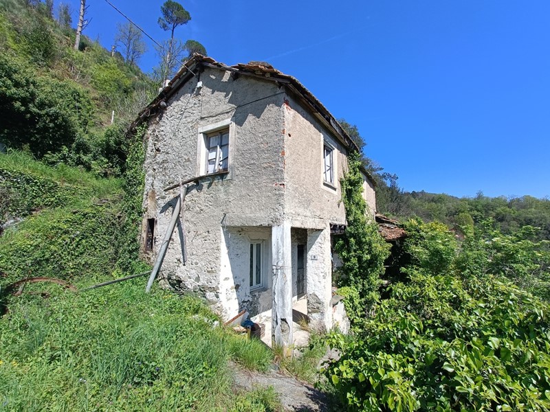 Casa Indipendente in Vendita a Varazze, 135'000€, 160 m²