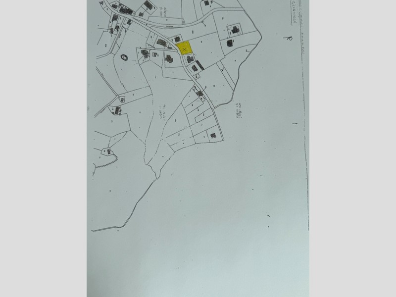 Terreno agricolo in Vendita a Borghi, 60'000€, 670 m²