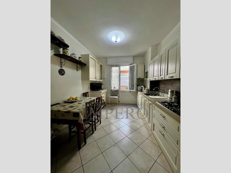 Appartamento in Vendita a Bordighera, 250'000€, 100 m²