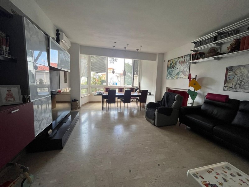Appartamento in Vendita a Livorno, 480'000&euro;, 180 m²