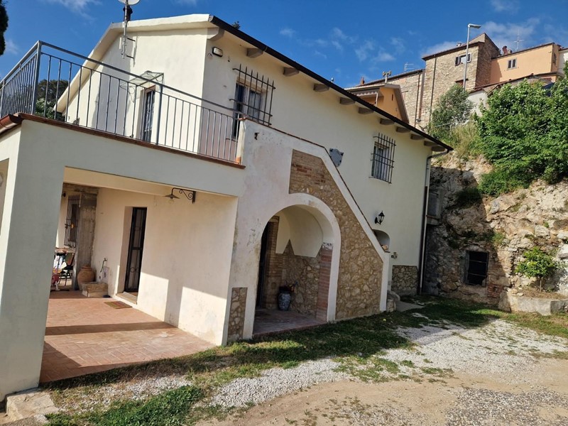 Villa in Vendita a Rosignano Marittimo, 540'000€, 180 m²