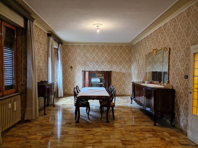 Appartamento in Vendita a Siena, 550'000€, 150 m²
