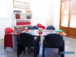 Ufficio in Vendita a Este, 260'000€, 134 m²