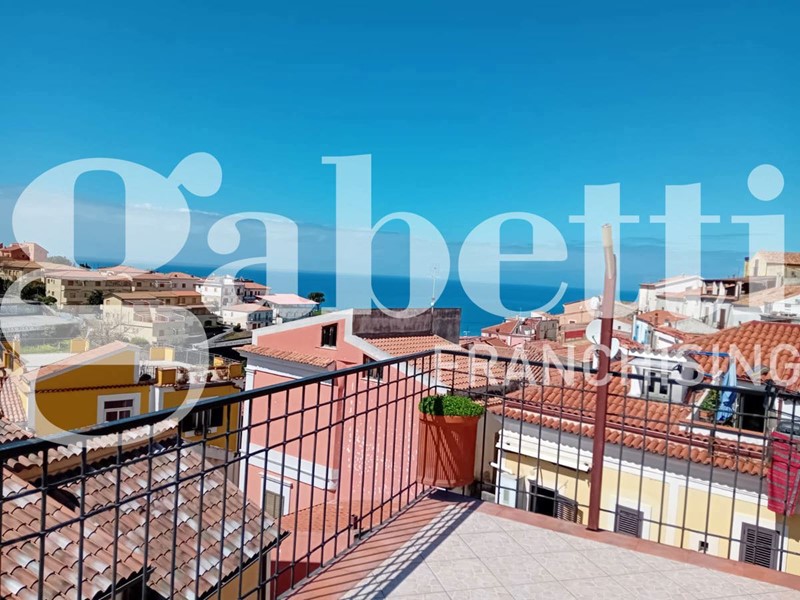 Appartamento in Vendita a San Nicola Arcella, 140'000€, 110 m², arredato