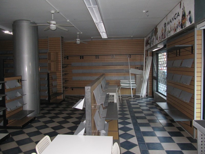 Immobile commerciale in Vendita a Parma, 200'000€, 200 m²