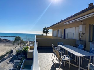 Bilocale in Vendita a Diano Marina, 360'000€, 55 m², con Box