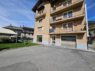 Capannone in Affitto a Saint Pierre, zona Preille, 1'100&euro;, 172 m²