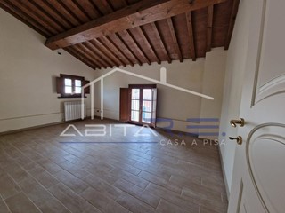 Bilocale in Vendita a San Giuliano Terme, zona Asciano, 175'000€, 55 m²