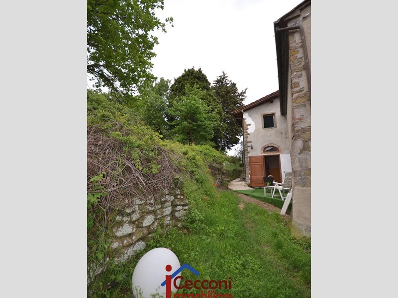 Trilocale in Vendita a Vinci, zona Sant'Amato, 135'000€, 75 m², arredato