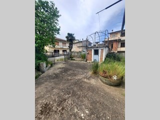 Box in Vendita a Casciana Terme Lari, 85'000€, 130 m²