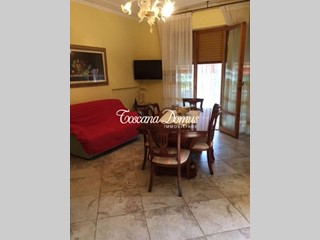 Appartamento in Vendita a Siena, 390'000€, 120 m², arredato, con Box