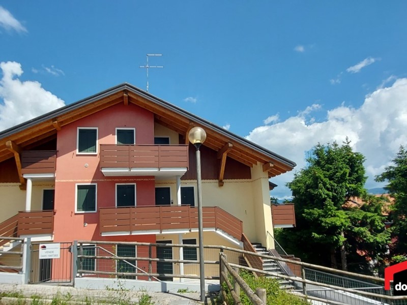 Trilocale in Vendita a Tonezza del Cimone, 138'000€, 70 m²
