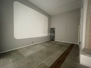 Capannone in Affitto a Novara, zona Centro storico, 700€, 37 m²