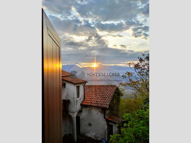 Casa Semi Indipendente in Vendita a Tresana, 129'000€, 100 m²