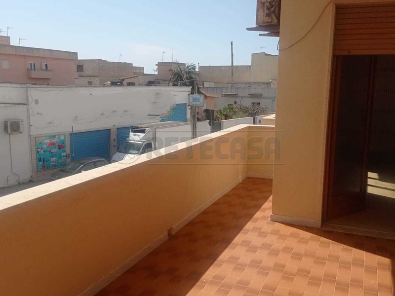 Appartamento in Vendita a Mazara del Vallo, 90'000€, 190 m²