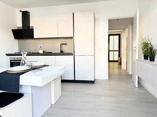 Trilocale in Vendita a Empoli, 198'000€, 65 m², con Box