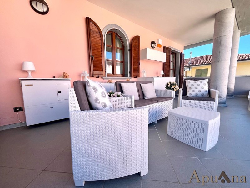 Quadrilocale in Vendita a Massa, 395'000€, 100 m², arredato, con Box