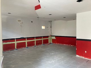 Negozio in Vendita a Battipaglia, 78'000€, 73 m²