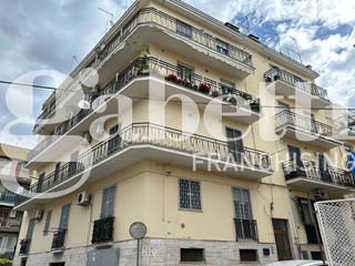 Trilocale in Vendita a Canosa di Puglia, 71'999€, 90 m²