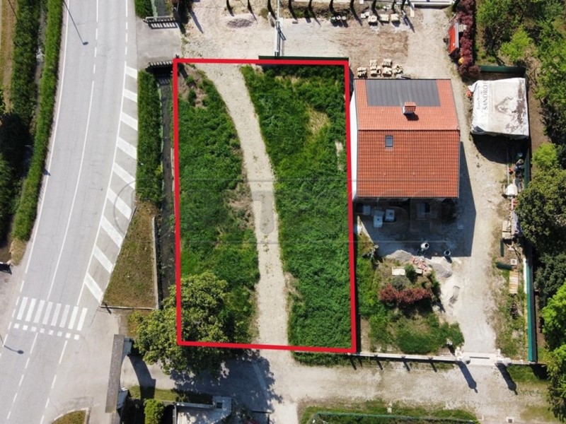 Terreno edificabile in Vendita a Monticello Conte Otto, 88'000&euro;, 709 m²