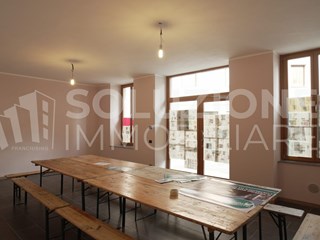 Negozio in Vendita a Pradalunga, 110'000€, 60 m²