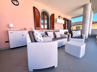 Quadrilocale in Vendita a Massa, 395'000€, 100 m², arredato, con Box